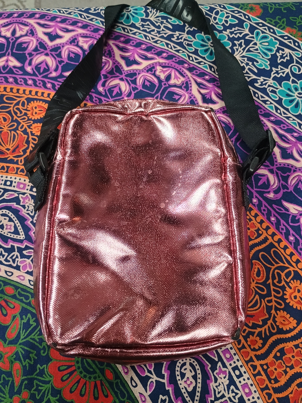 PINK Victoria's Secret Metallic Rose Crossbody Bag - Picture 3 of 3